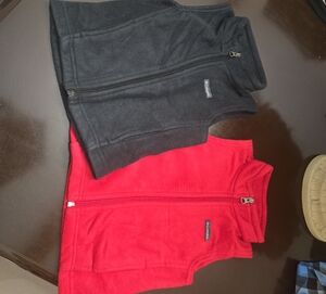 Columbia Black and Red Fleece Vests